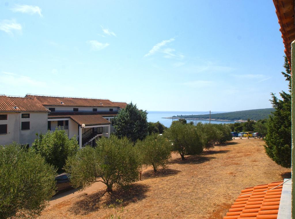 Apartment Stipe 1444 Marčana Екстериор снимка